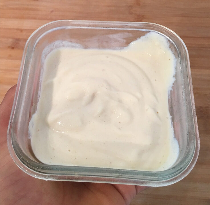 2-Minute Vegan Sour Cream - Fablunch